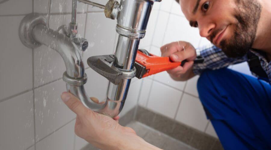 Toilet leak repair in Wyoming, RI
